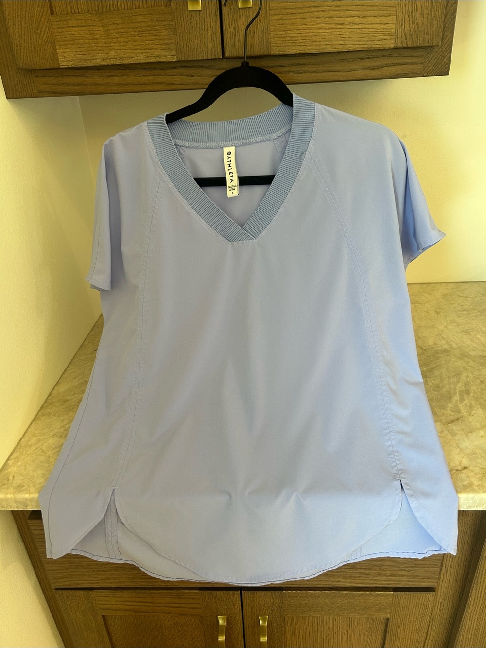 Athleta Periwinkle V-Neck Short Sleeve Top